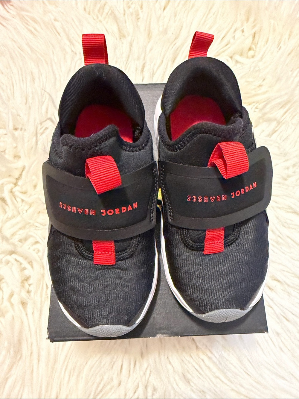 Nike Jordan 23/7.2 Easy-on Little Kids Shoes